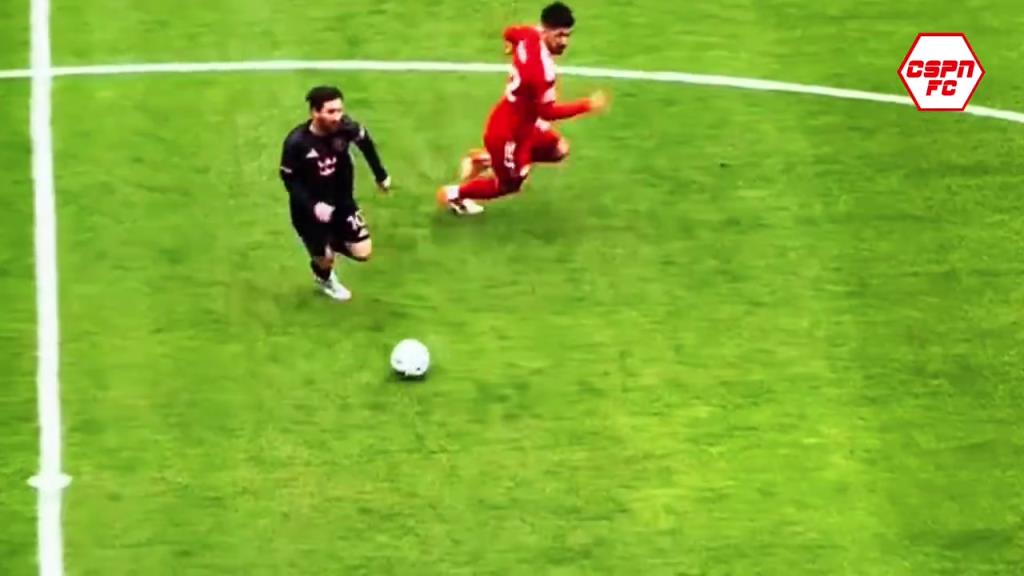 球王的影響力！實(shí)拍：全場(chǎng)6.2萬(wàn)觀(guān)眾高呼梅西是什么效果？